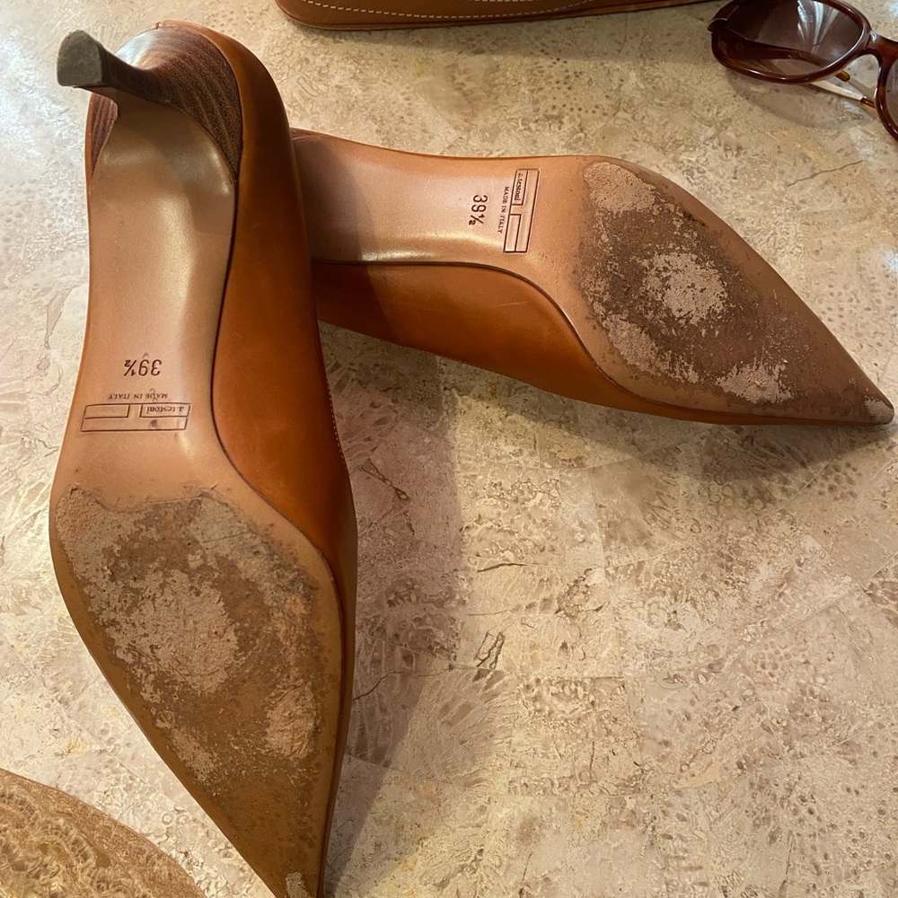 Luxury Italian Brand A. TESTONI Camel Kitten heels - Picture 2 of 5